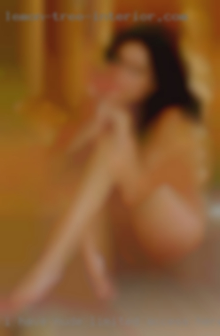 I have nude limited access here in Oakhurst CA.