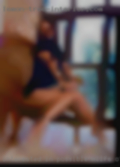 Interested in possible milfs other kinks near Auxvasse.